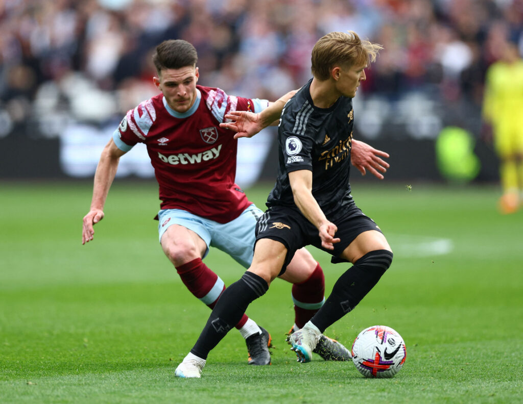 Mål og highlights fra kampen i den engelske Premer League mellem West Ham United og Arsenal på London Stadium.