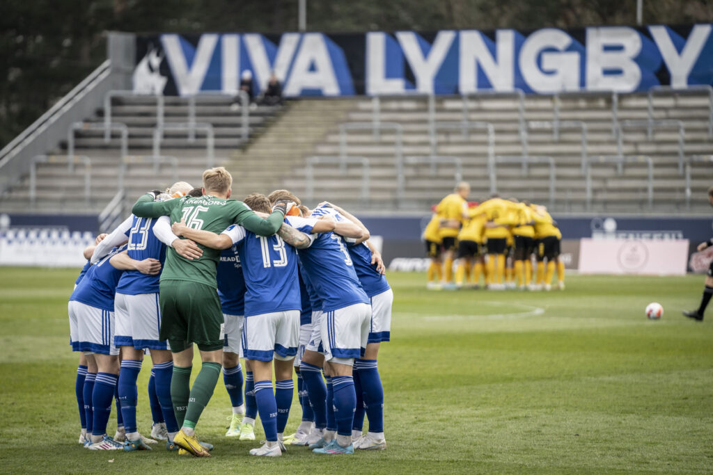 Lyngby Boldklub trup mod OB Superligaen.