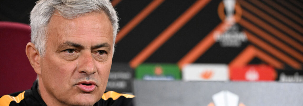 AS Roma cheftræner, José Mourinho, havde set den komme, at Juventus ville få de 15 point tilbage, som de fik fratrukket tidligere på sæsonen.