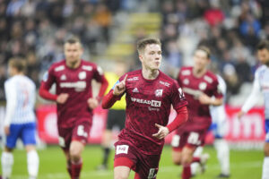 Lyngbys fans angrebet i bus efter kamp mod OB i Superligaen.