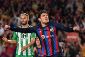 Andreas Christensen scorede sit første mål for FC Barcelona, da han åbnede scoringen i sejren over Betis.