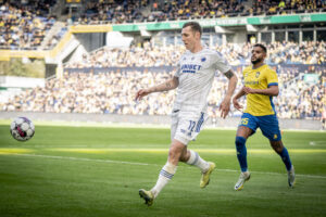 Lukas Lerager undrer sig over Anis Slimanes fokus.