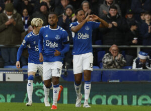 Yerry Mina stopper i Everton.