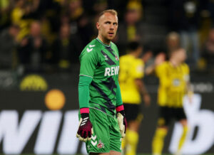 Marvin Schwäbe kan godt komme ind omkring det tyske landshold, hvis han fortæstter med at udvikle sig ifølge FC Kölm-træner, Steffen Baumgart.