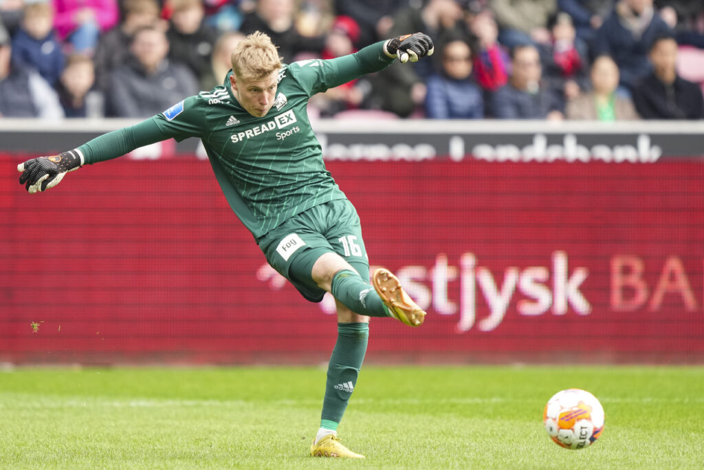 Lyngby-keeper Mads Kikkenborg tager 100 procent af ansvaret for forsvarskoks mod Silkeborg IF.