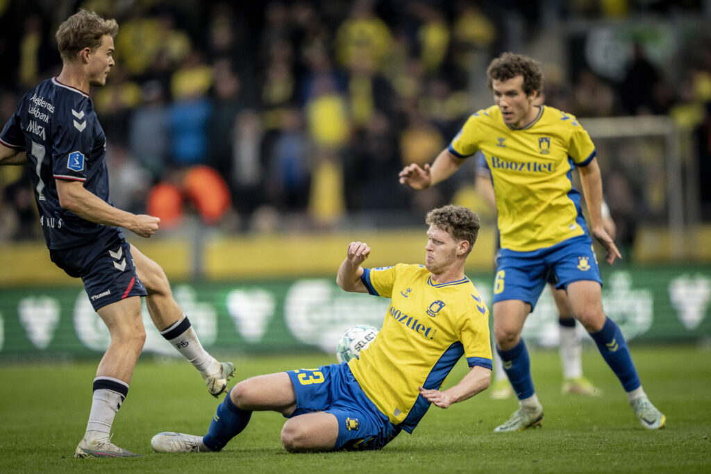 Brøndbys midtbanespiller, amerikanske Christian Cappis, får ikke meget spilletid i Brøndby for tiden, og derfor søger han nu væk.