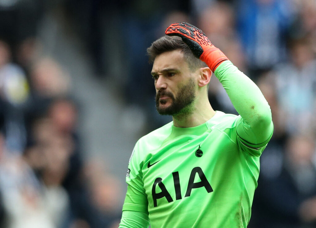 Hugo Lloris er ude med en skade for Tottenham for resten af sæsonen.