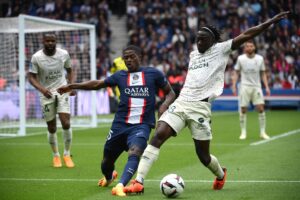 Nuno Mendes skadet PSG.