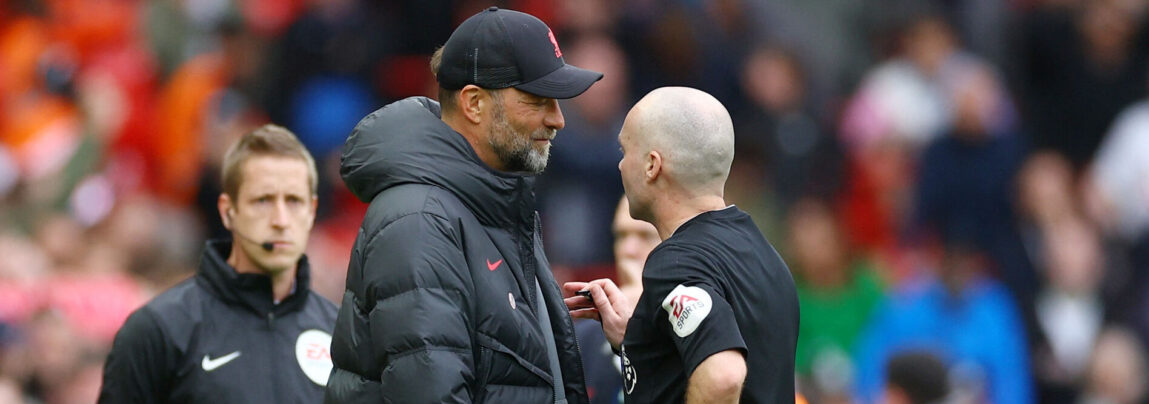 Liverpool-manager, Jürgen Klopp, forventer en straf, efter han udtalte sig kristisk om dommer Paul Tierney.