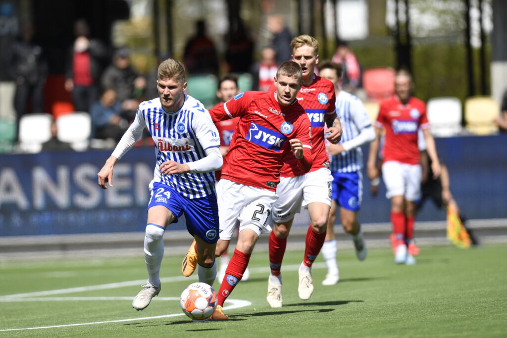 Mål og highlights fra kampen i Superligaens nedrykningsspil mellem Silkeborg og OB.