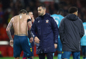 Southampton ligner en klar nedrykker fra Premier League, men Ruben Selles vil gerne blive i klubben de næste ti år.