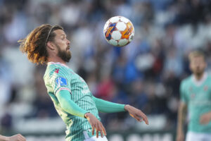 AaB-anfører Lucas Andersen havde sidste fod på AaB's udligning mod OB, og nu er der lagt pres på AC Horsens i nedrykningskampen.