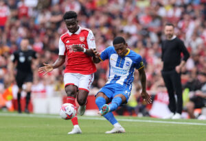 Arsenal har forlænget med Bukayo Saka.