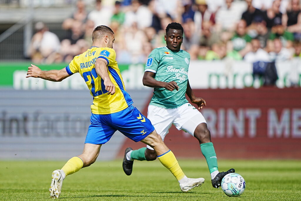 Se mål og highlights fra Superliga-kampen i mesterskabsspillet mellem Viborg og Brøndby.