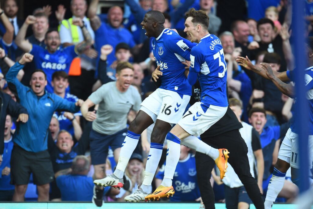 Everton jagter overlevelse i Premier League