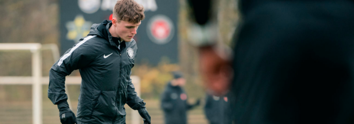 Nikolas Dyhr er tilbage i FC Midtjylland, efter hans belgiske klub, Kortrijk, ikke har mere at spille for.