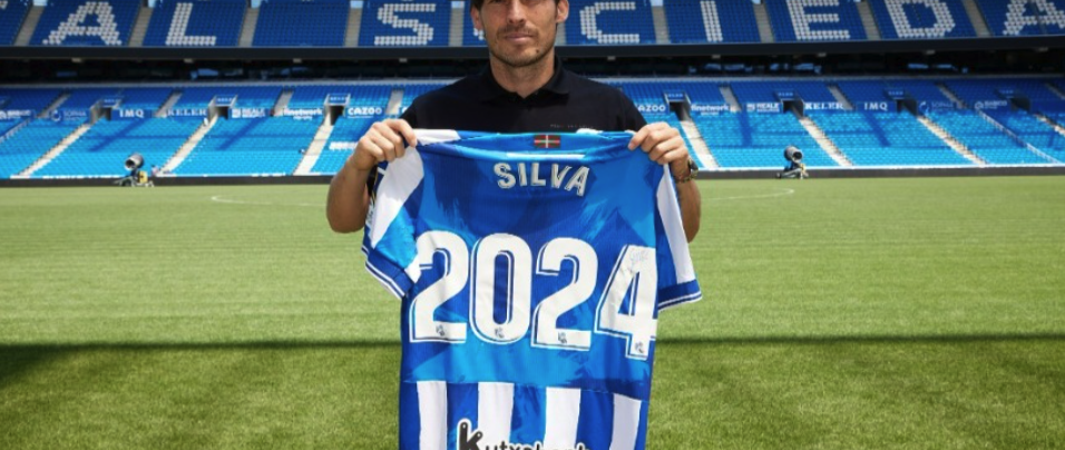 David Silva forlænger kontrakten med Real Sociedad til 2024.
