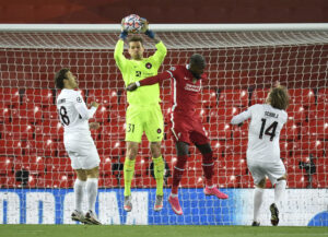 Mikkel Andersen træner med i AGF.