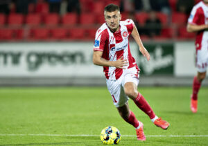 I AaB har de mange angribere, og en af dem, der er vendt tilbage er svenske Tim Prica, der glæder sig over at være i Aalborg igen.