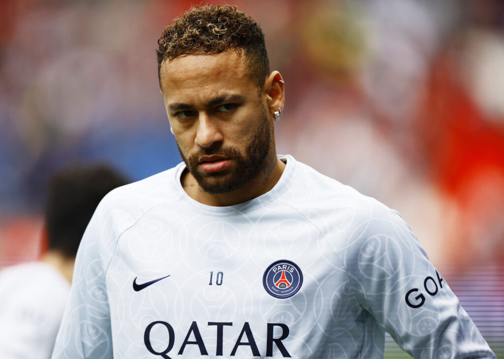 PSG og Barcelona forhandler angiveligt om Neymar.