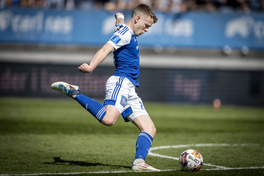 Superliga-holdet Lyngby forlænger med topscorer.