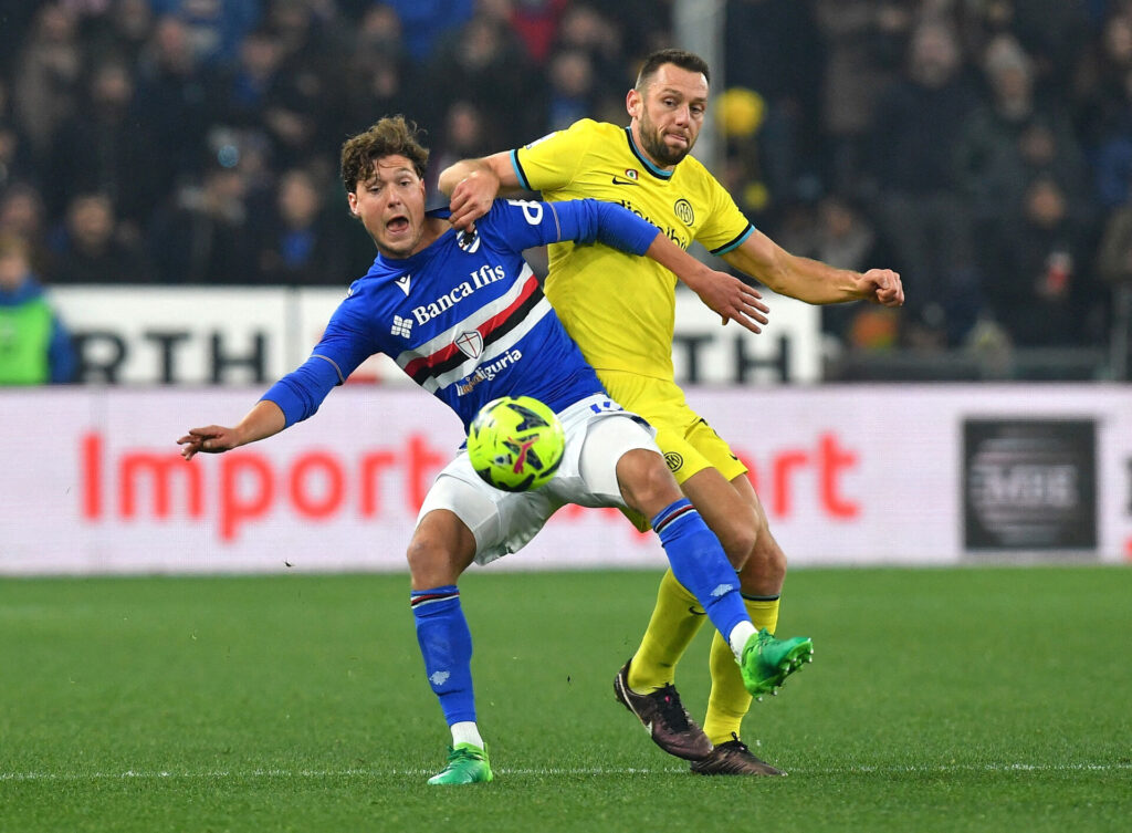 Danske Rasmus Højlund får ikke konkurrence af hollandske Sam Lammers i næste sæson. Efter sit lejeophold skifter han nemlig til skotske Rangers.