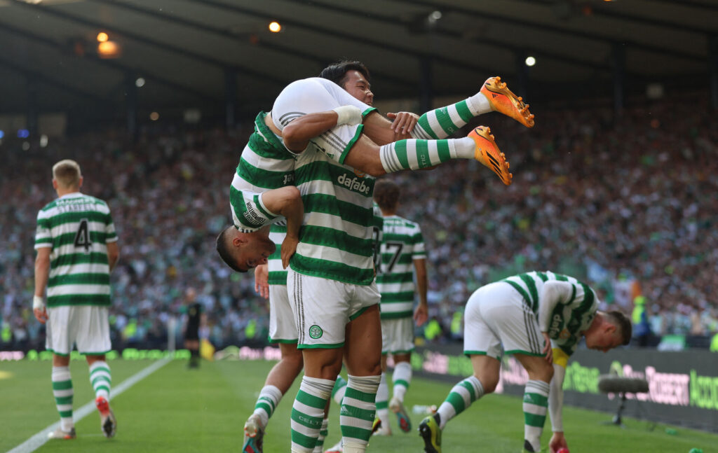 Matt O'Riley og Celtic vandt lørdag aften den skotske pokalfinale over Inverness og har dermed vundet den skotske trippel.