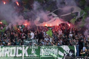 Viborgs fans smed med kanonslag og fik en verbal røvfuld af Jeppe Grønning