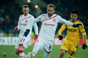 Olof Mellbergs søn, John Mellberg, har angiveligt fundet sin nye klub, og det bliver ikke danske FC Nordsjælland men derimod østrigske Red Bull Salzburg.