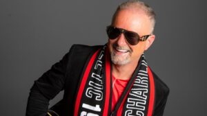 Den danske rigmand, Thomas Sandgaard, har skrevet under på en aftale med SE7 om en købsaftale for den engelske League One-klub.