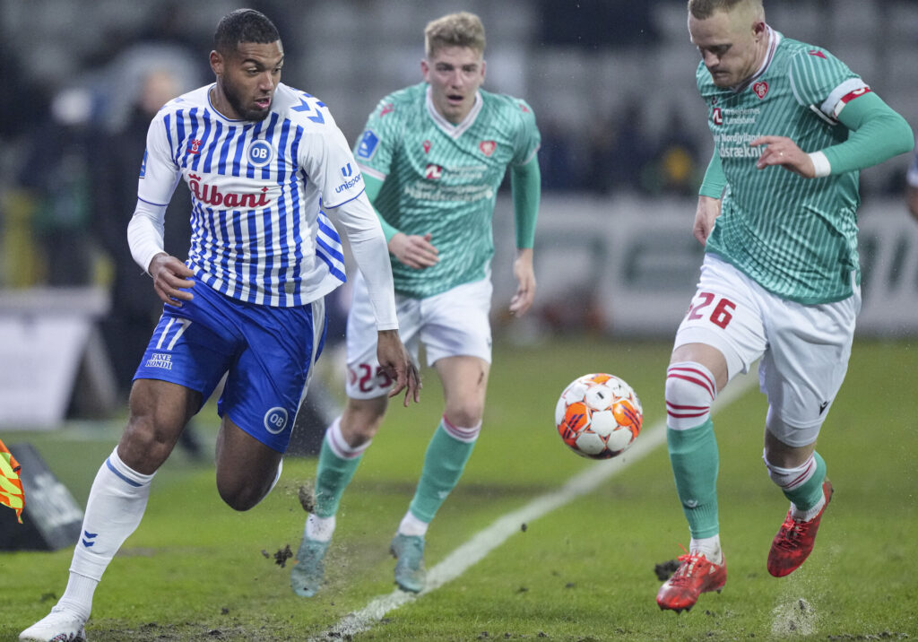 den danske angriber Kenneth Zohore nærmer sig et skifte til polsk fodbold.