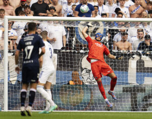 Skifter Kamil Grabara til sommer?