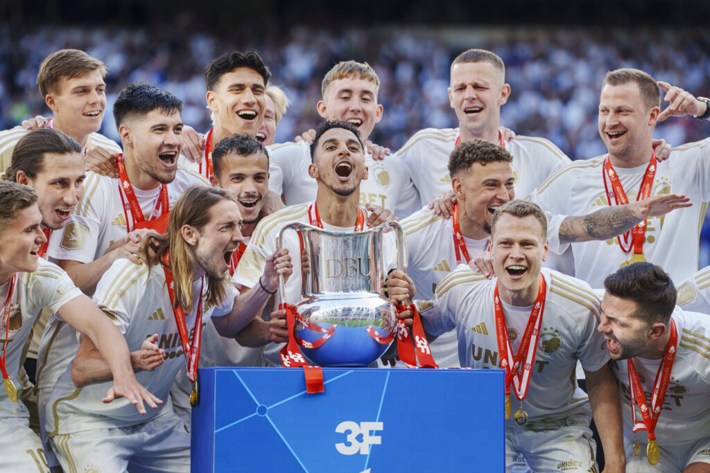 FCK skal slå islandske Breidablik samlet for at gå videre til tredje runde af Champions League-kvalifikationen.