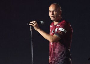 Andres Iniesta stopper ikke karrieren selvom han siger farvel i Vissel Kobe