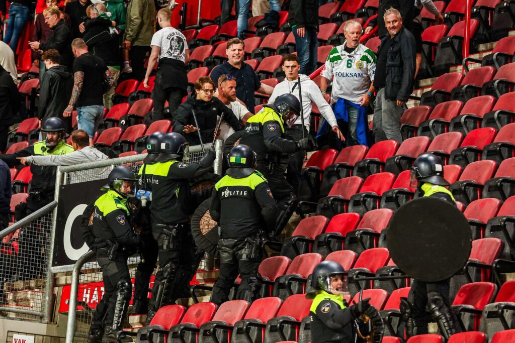 Twentes fans får ikke lov til at rejse til Sverige mod Hammarby.