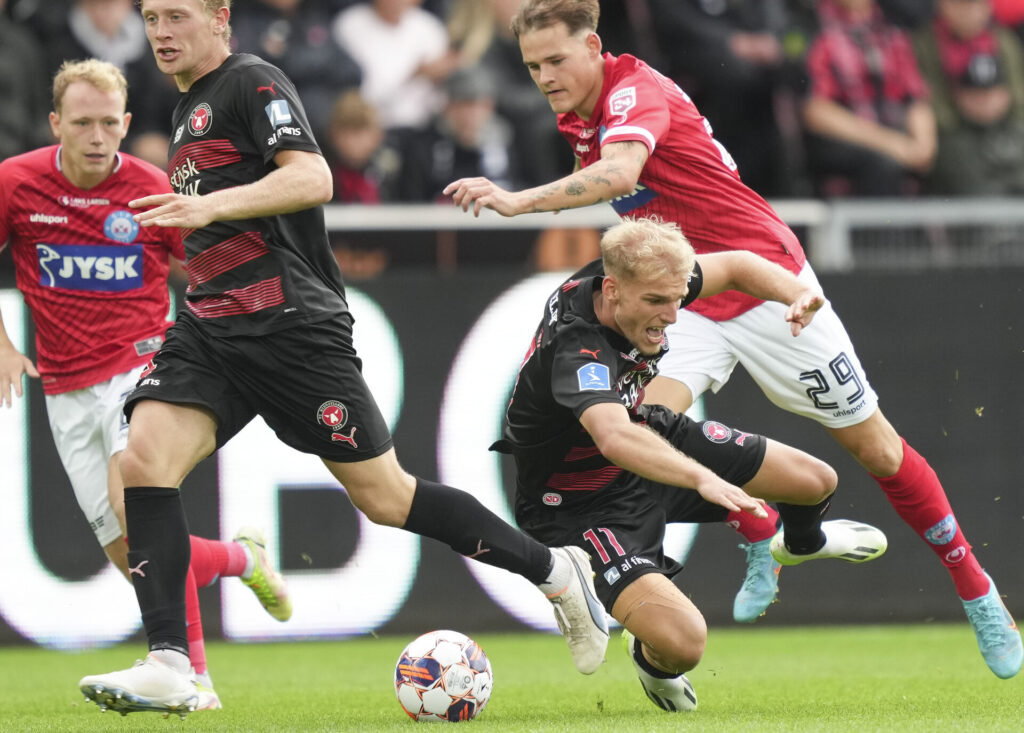 Gustav Isaksen om sit brændte straffespark mod Silkeborg i Superligaen.