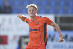 Max Fenger blev dobbelt målscorer, da Mjällby vandt 3-0 over Varbergs BoIS.