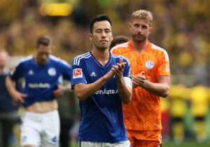 Maya Yoshida skifter til LA Galaxy fra Schalke 04.