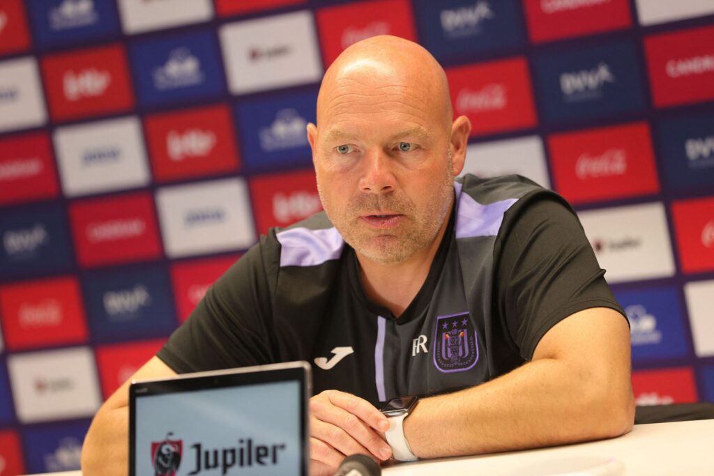 Den danske Anderlecht-træner, Brian Riemer, er angiveligt blevet stillet et ultimatum, der kan have konsekvenser for hans job i den belgiske storklub.