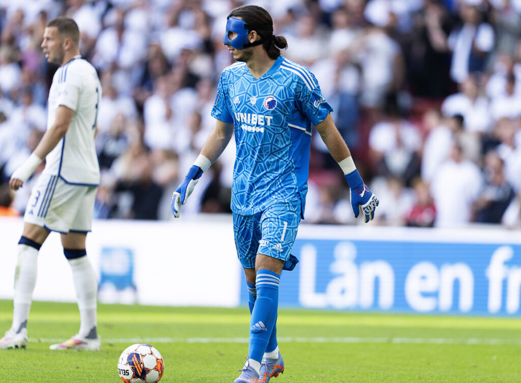 Kamil Grabara var ikke tilfreds efter Superliga-kampen mellem F.C. København og OB.