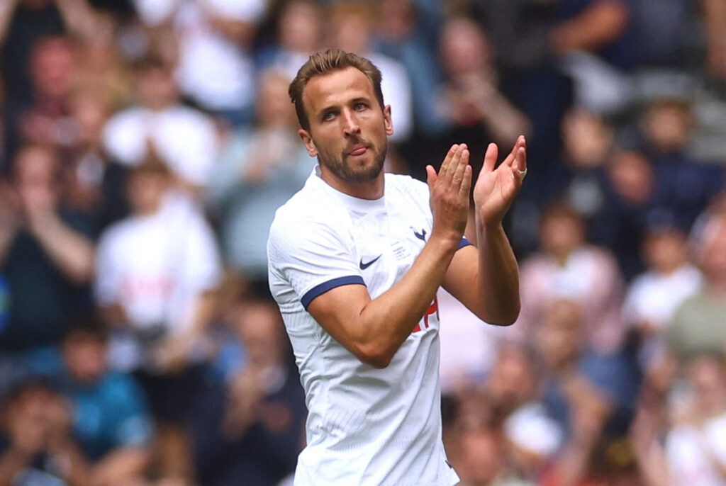 Harry Kane er blevet enig med Bayern München om kontrakt, og allerede fredag flyver han til Bayern for at gennemgå lægetjek.