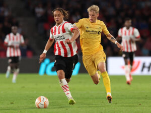 Danske Albert Grønbæk kan blive et rekordsalg i Norge, mener ekspert.