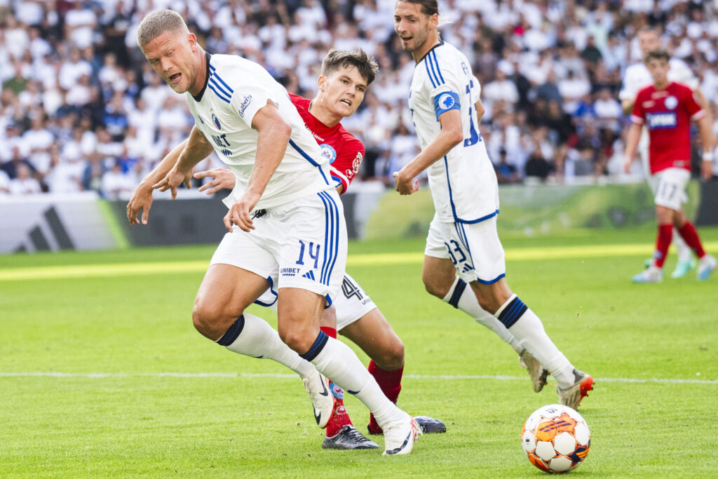 FCK's trup mod polske Rakow i den afgørende kamp om en plads i Champions League.