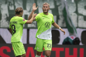 Jonas Wind scorede to gange mod Köln i Bundesligaen.