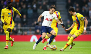 Manchester United bekræfter, at klubben har hentet Sergio Reguilón i Tottenham.