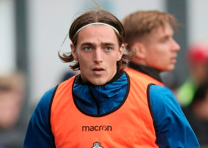 Casper Nielsen er ikke på vej væk fra Club Brugge han er tværtimod en del af anførergruppen, skriver journalist