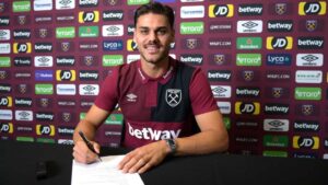 West Ham henter den græske forsvarsspiller Dinos Mavropanos