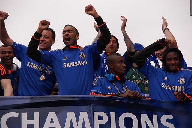 John Terry og Chelsea-spillere jubler efter Champions League-sejr