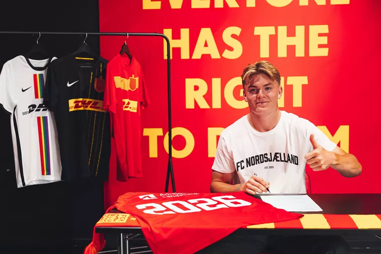 FC Nordsjælland forlænger med Conrad Harder