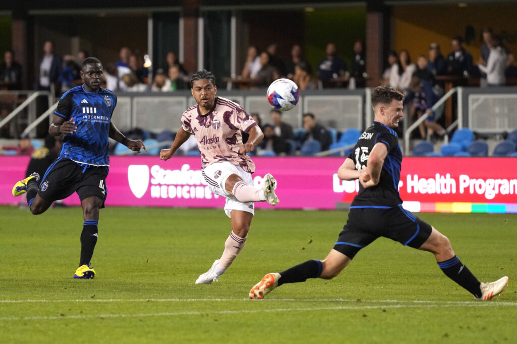 Evander scorer et forrygende mål for Portland Timbers